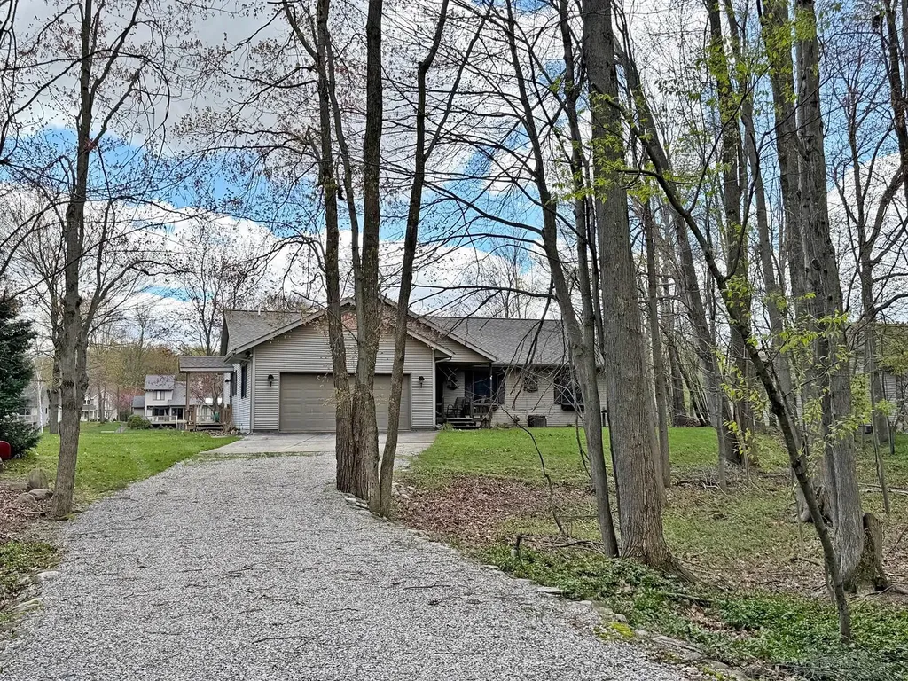 8917 Longview Drive Morton Township MI 49346