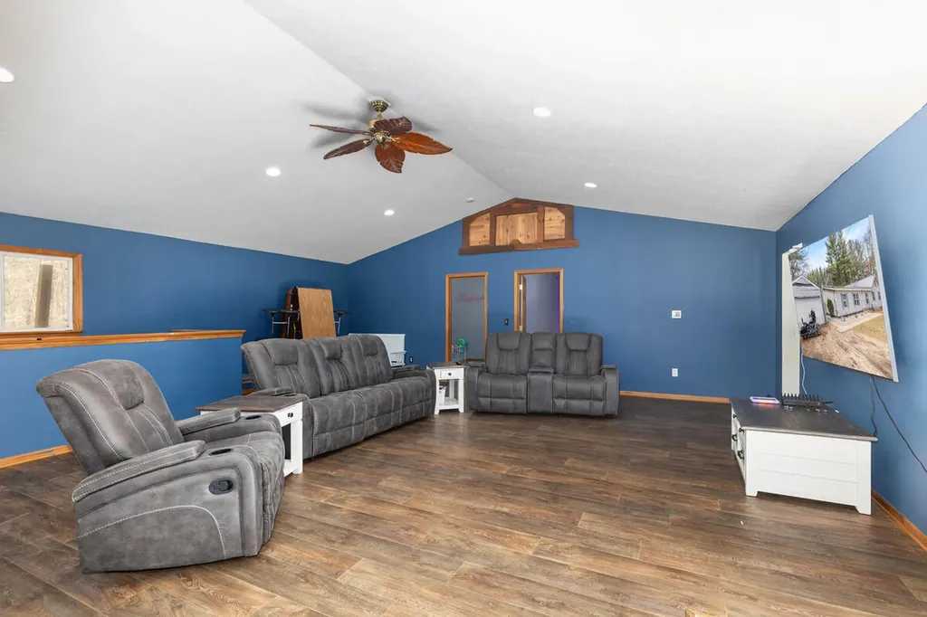 8233 Beech Avenue Croton Township MI 49329