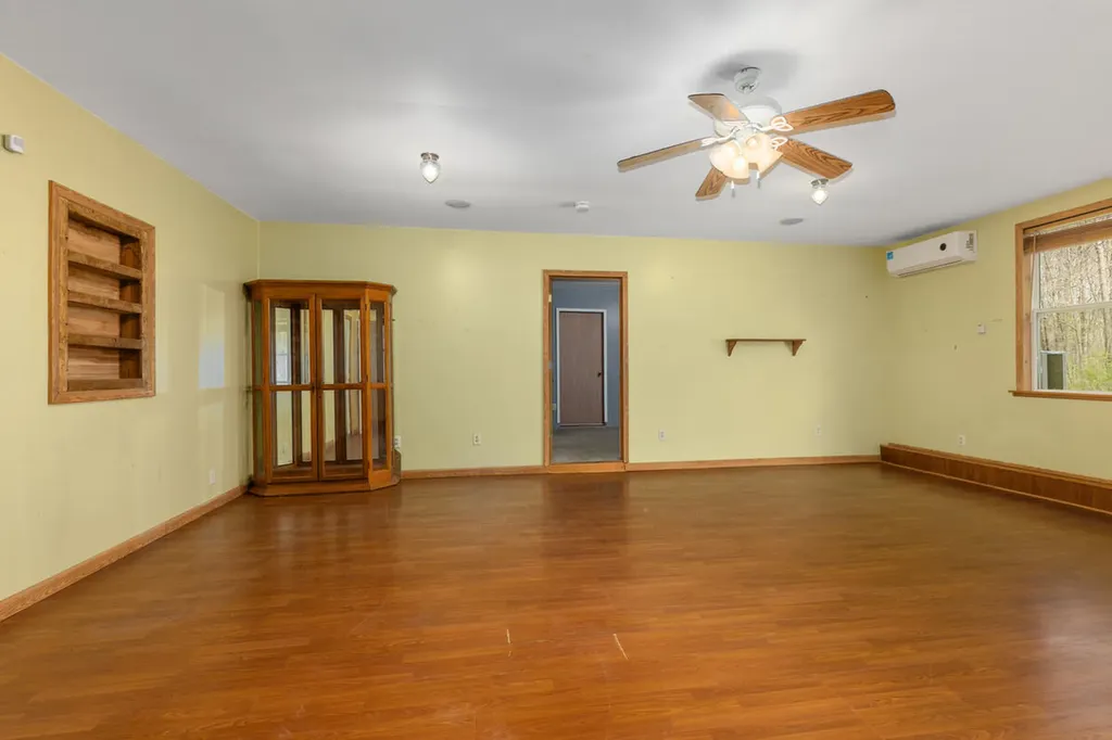 11718 Federal Road Reynolds Township MI 49336