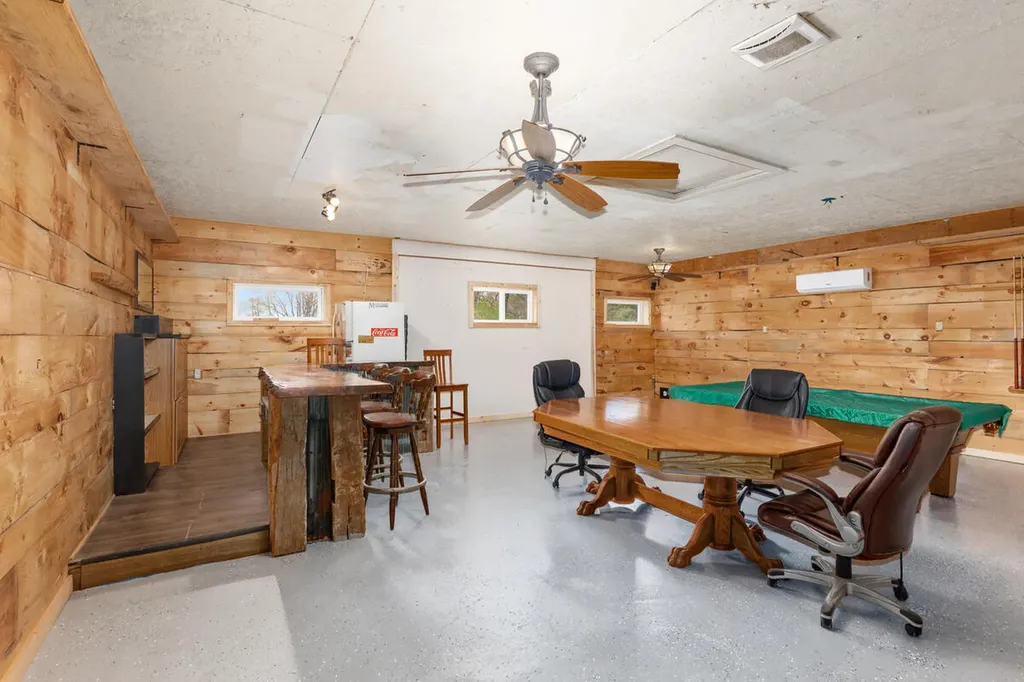 11718 Federal Road Reynolds Township MI 49336