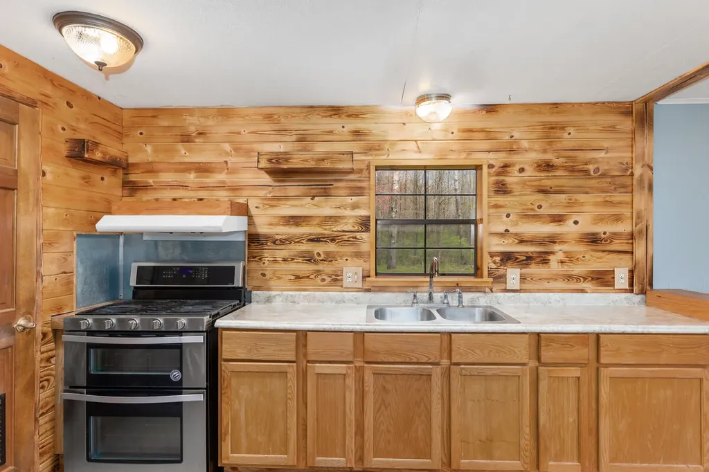 11718 Federal Road Reynolds Township MI 49336