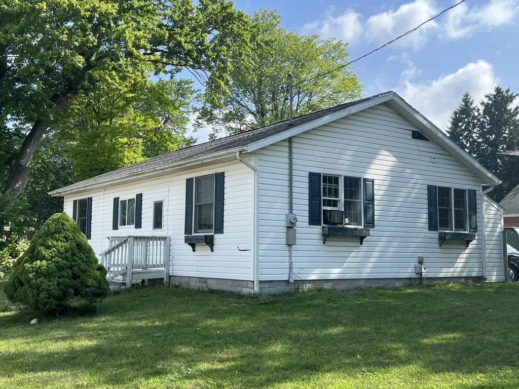 404 Herbert Street Rolland Township MI 49310
