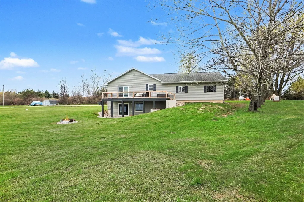 3520 W Lake Drive Orient Township MI 49679