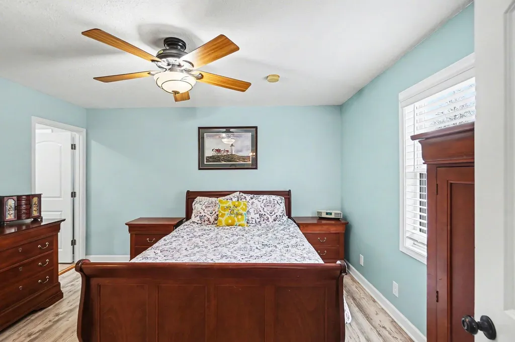 3520 W Lake Drive Orient Township MI 49679