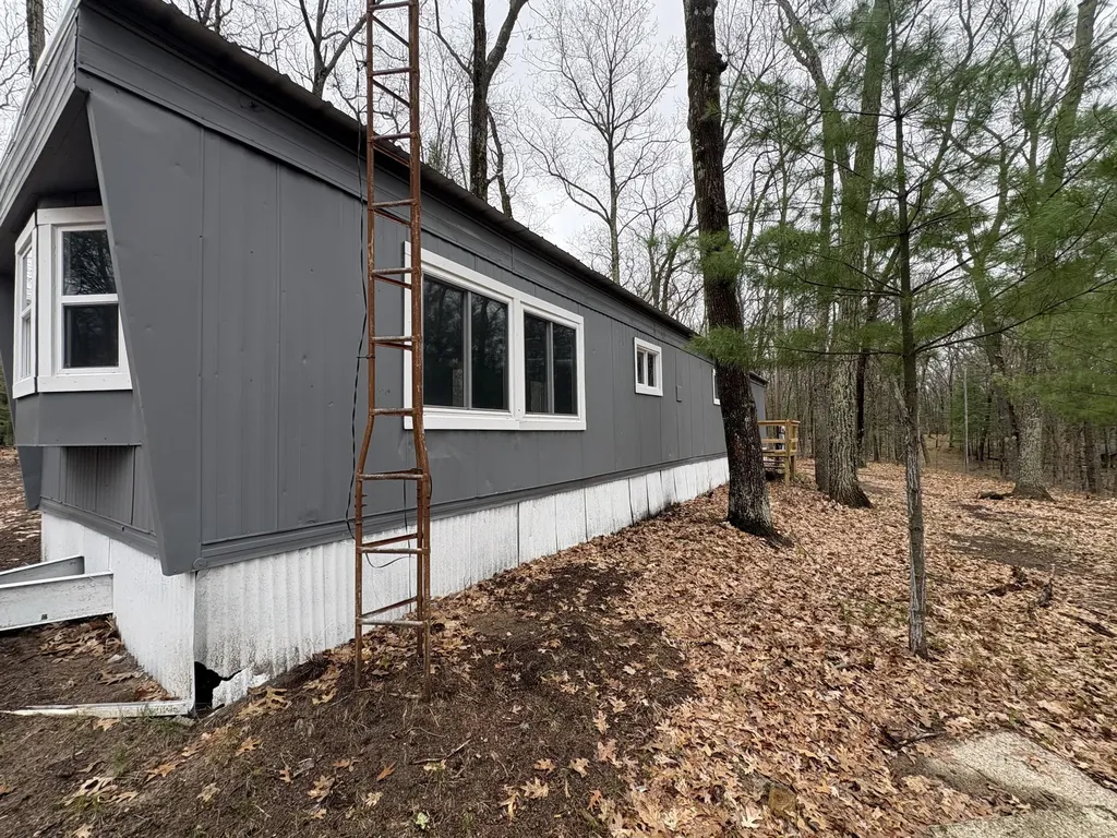 9612 S Briar Avenue Lake Township MI 49304