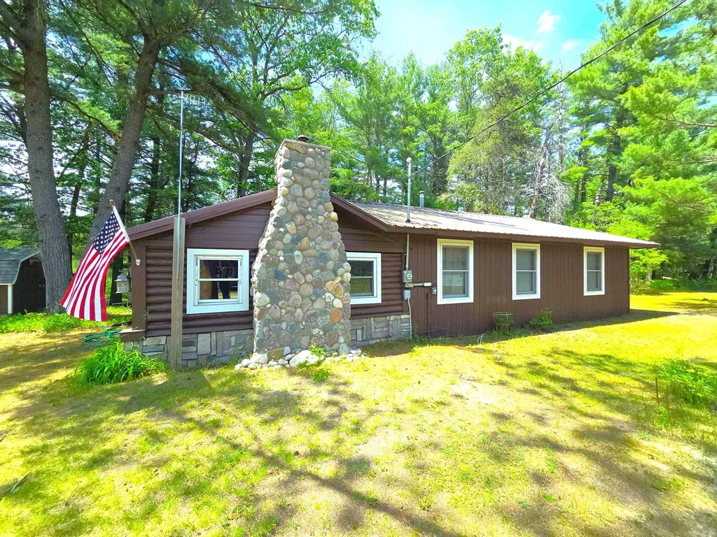 9890 Angel Road SE Garfield Township MI 49633