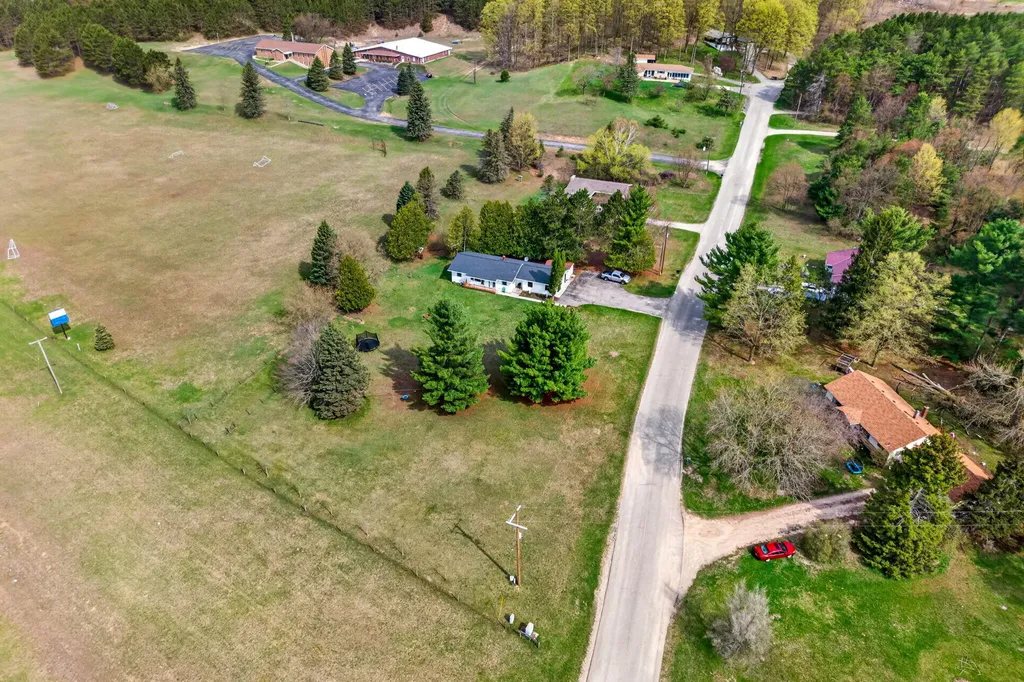4079 Wild Turkey Trail Richmond Township MI 49677