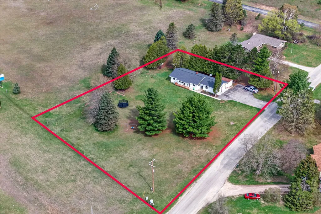 4079 Wild Turkey Trail Richmond Township MI 49677