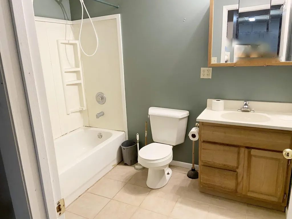 5034 W 48th Street Unknown City MI 49412