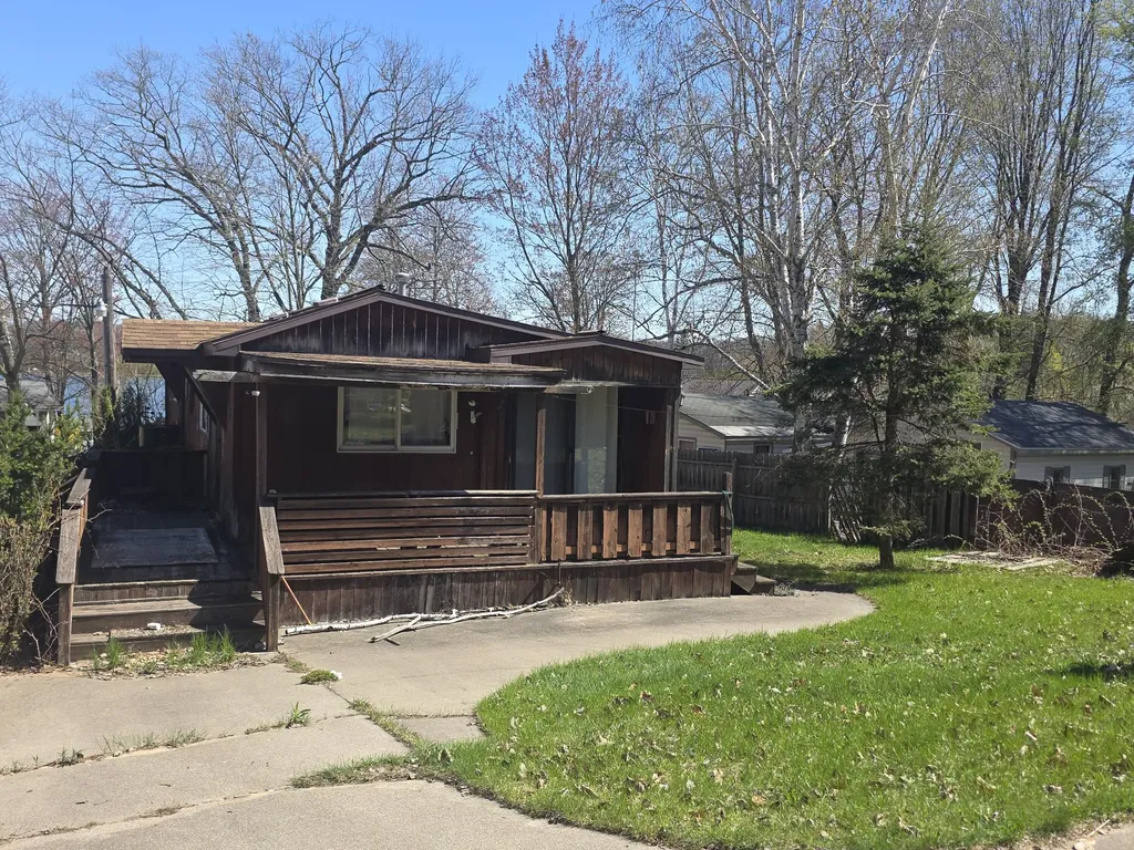 6772 N Claeys Drive Sherman Township MI 49410