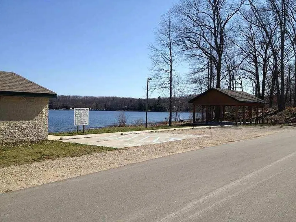 6772 N Claeys Drive Sherman Township MI 49410