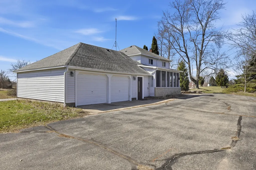 16480 16 Mile Road Colfax Township MI 49307