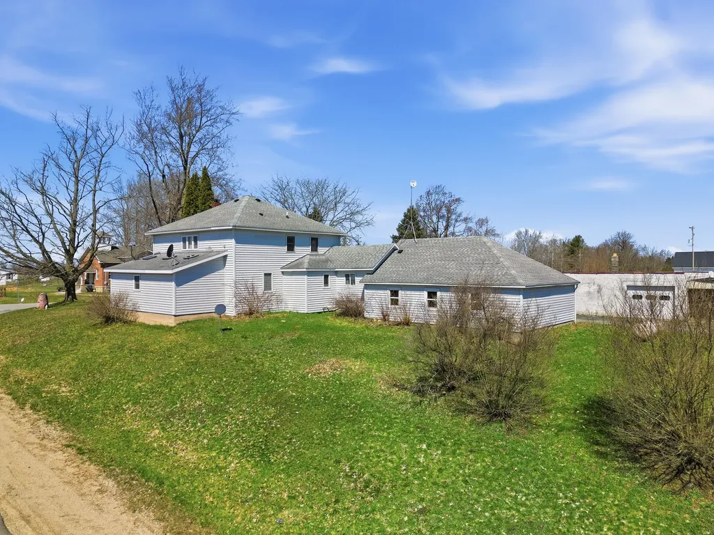 16480 16 Mile Road Colfax Township MI 49307