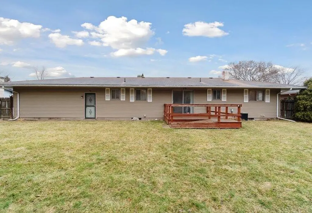 3172 Mysylvia Drive Buena Vista Charter Township MI 48601