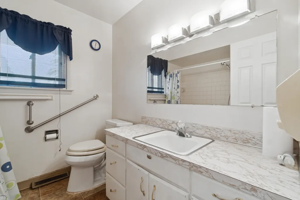 3172 Mysylvia Drive Buena Vista Charter Township MI 48601