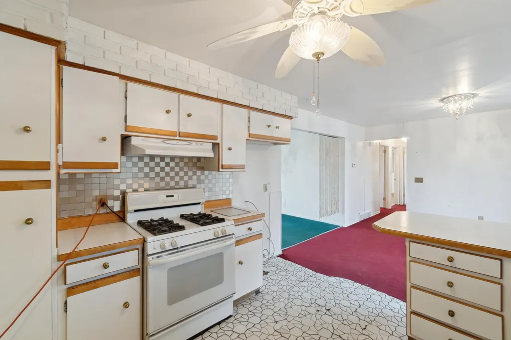 3172 Mysylvia Drive Buena Vista Charter Township MI 48601