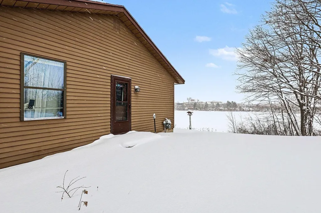 2967 Knapp Street NE Grand Rapids Charter Township MI 49525