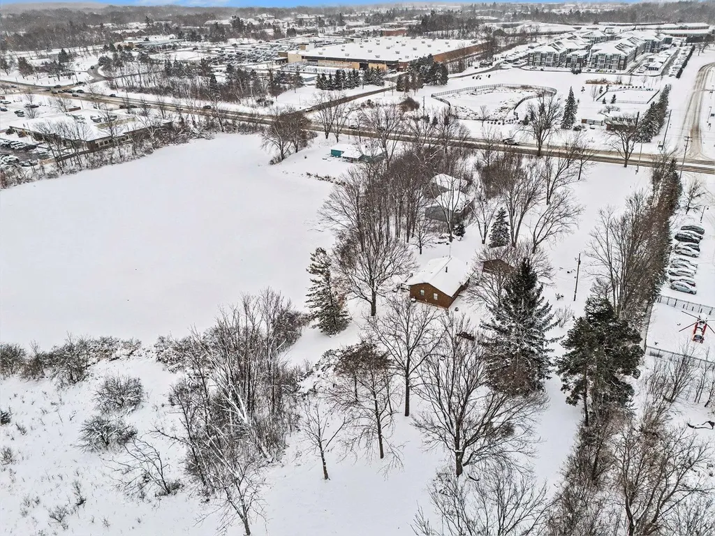 2967 Knapp Street NE Grand Rapids Charter Township MI 49525