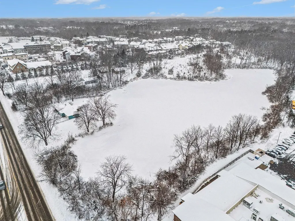 2967 Knapp Street NE Grand Rapids Charter Township MI 49525