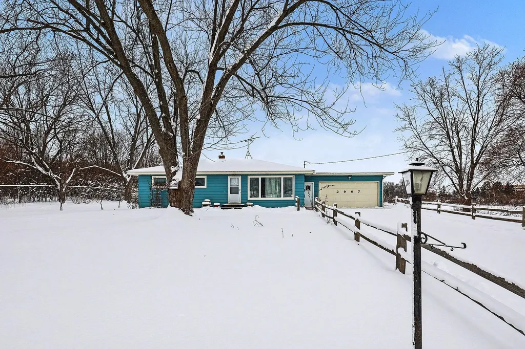 2967 Knapp Street NE Grand Rapids Charter Township MI 49525