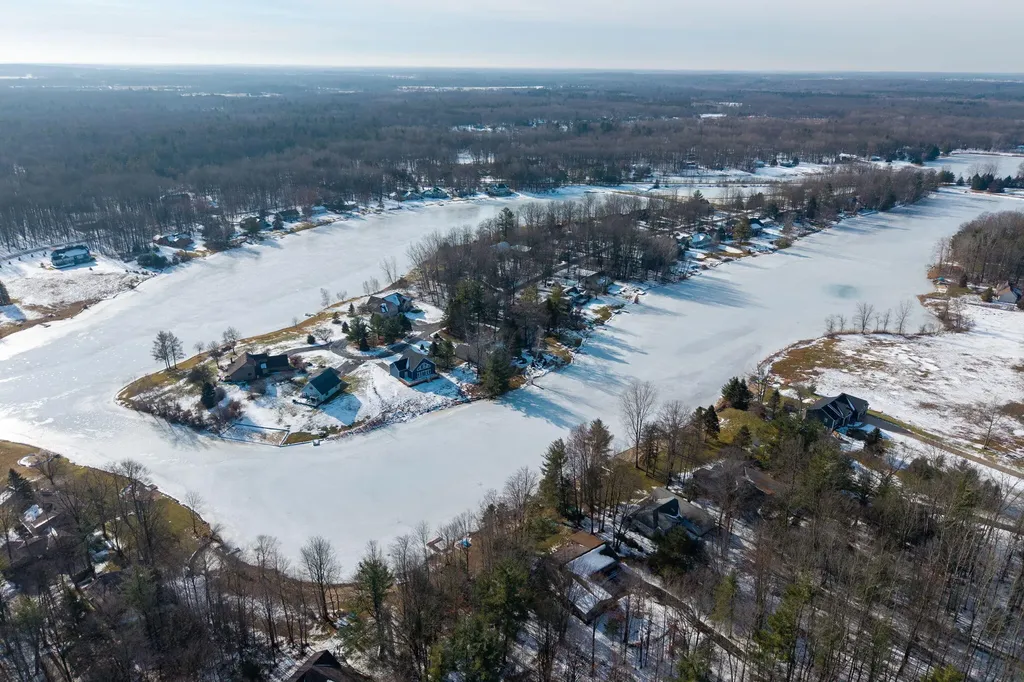 9158 Elmwood Court Morton Township MI 49346