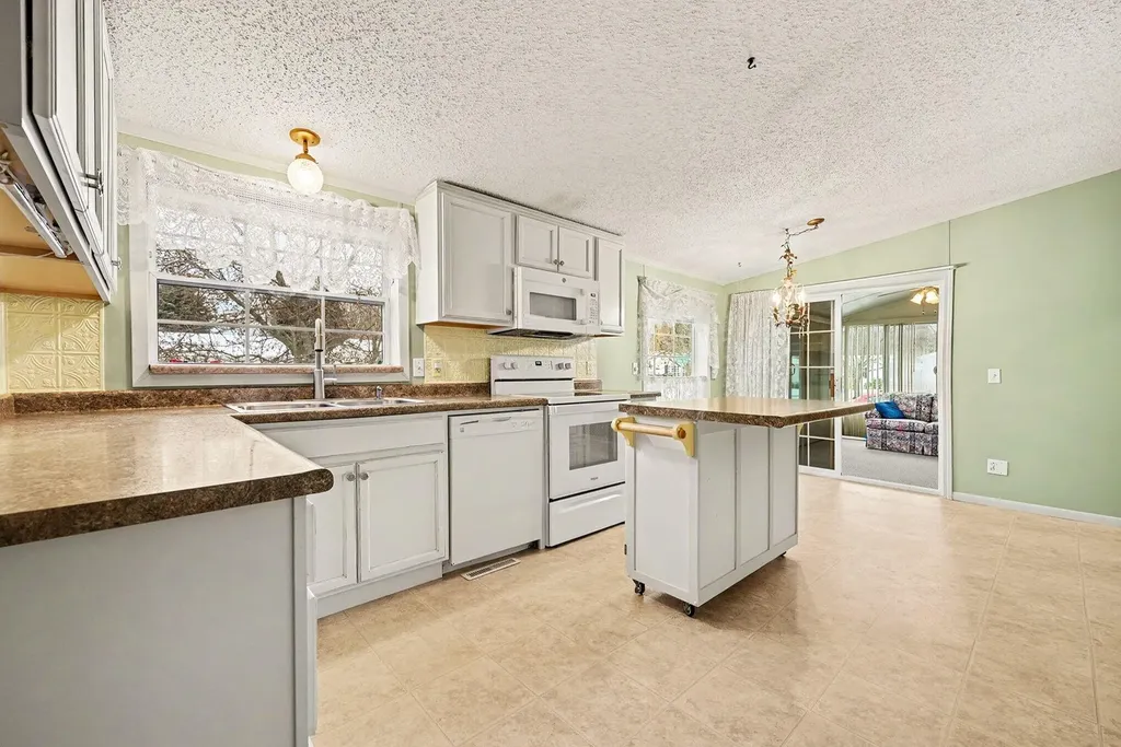 1330 Windridge Lane Fremont City MI 49412