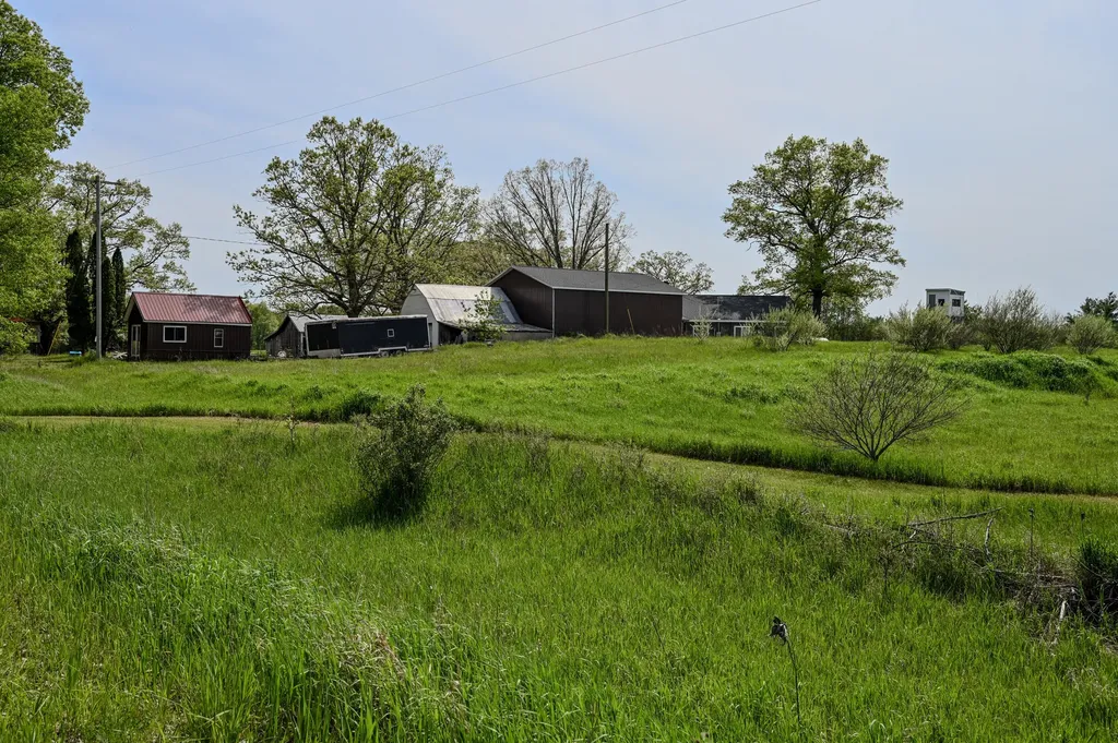 8492 Gibson Avenue Garfield Township MI 48632