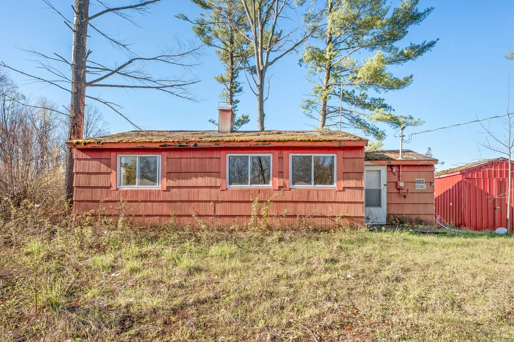 16107 12 Mile Road Cedar Township MI 49655