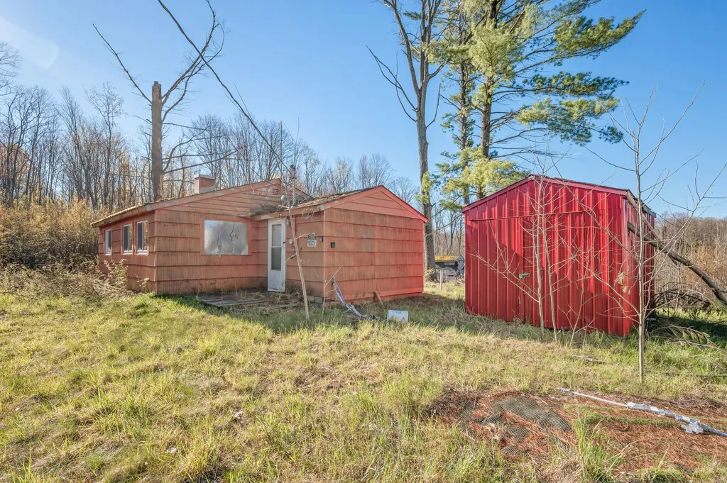16107 12 Mile Road Cedar Township MI 49655