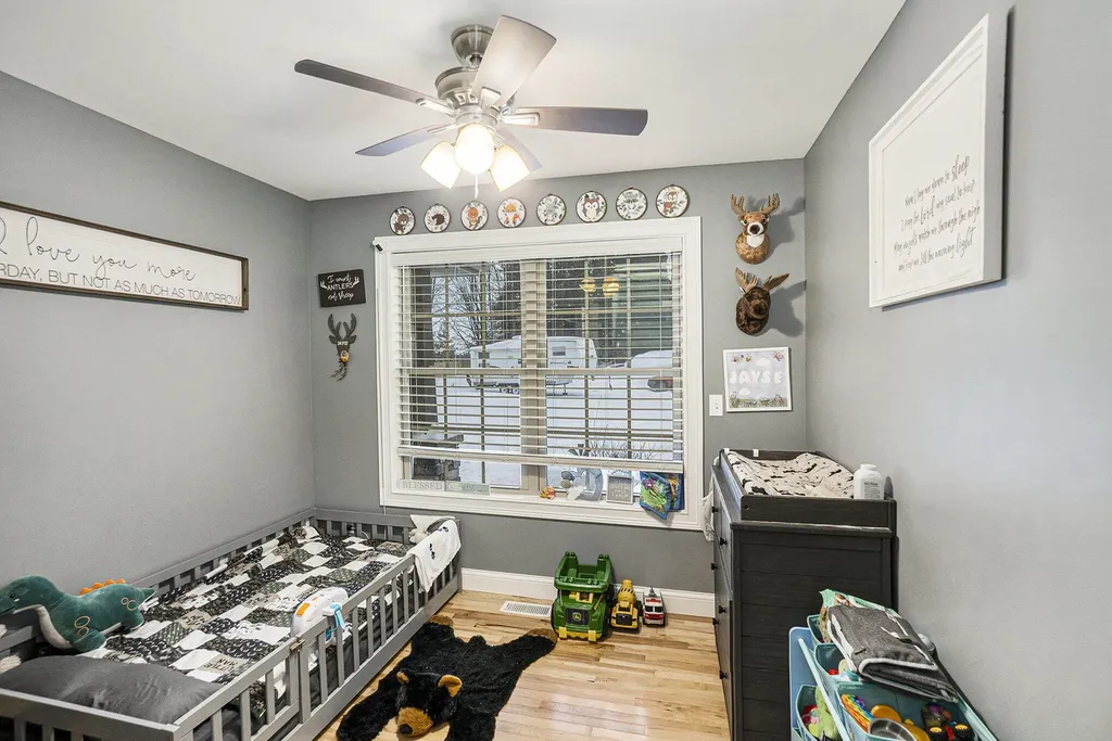 18274 200th Avenue Burdell Township MI 49655