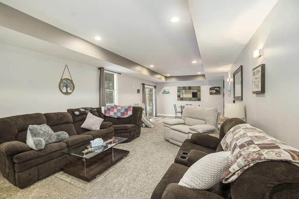 18274 200th Avenue Burdell Township MI 49655