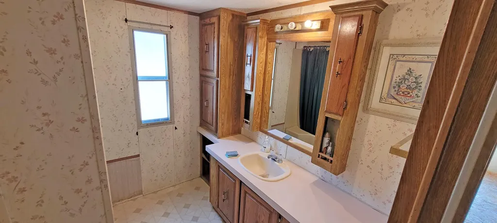 6634 N Woodbridge Road Merrill Township MI 49349
