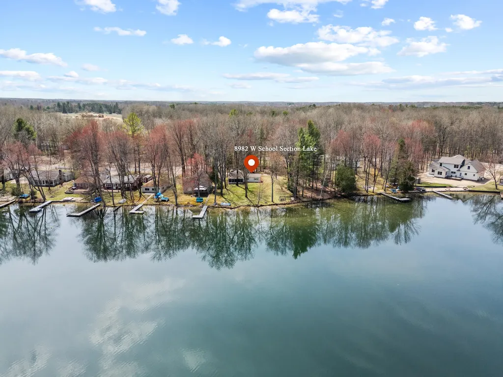 8982 W School Section Lake Drive Morton Township MI 49332