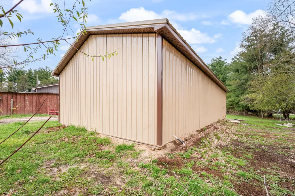 22132 15th Avenue Fork Township MI 49679