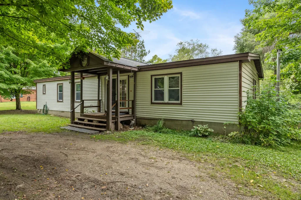15070 Rapids Drive Hersey Township MI 49639