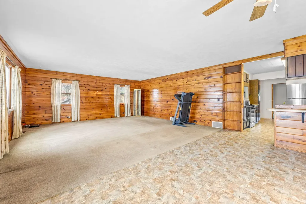 9577 Shore Drive Morton Township MI 49332
