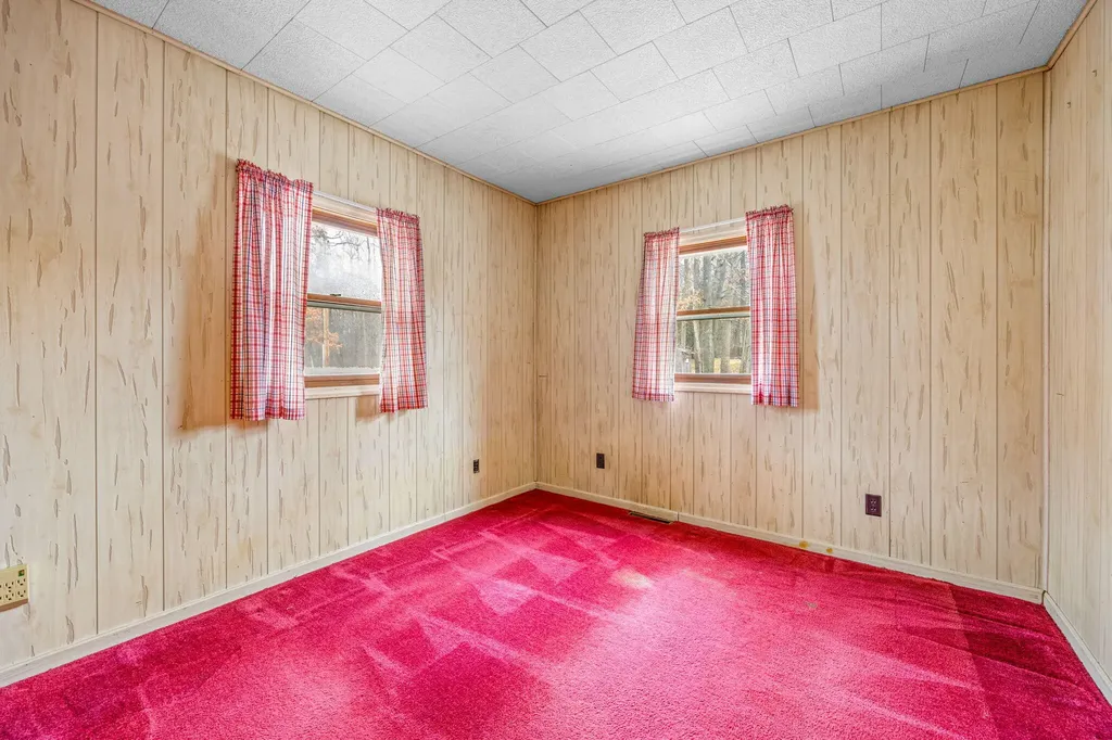 9577 Shore Drive Morton Township MI 49332