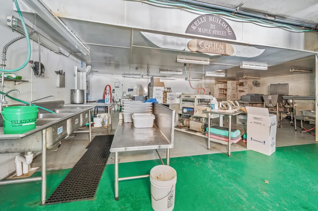 19055 12 Mile Road Mecosta Township MI 49307