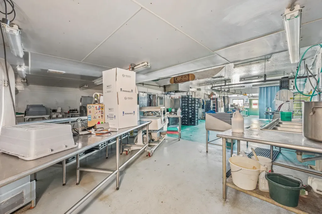 19055 12 Mile Road Mecosta Township MI 49307
