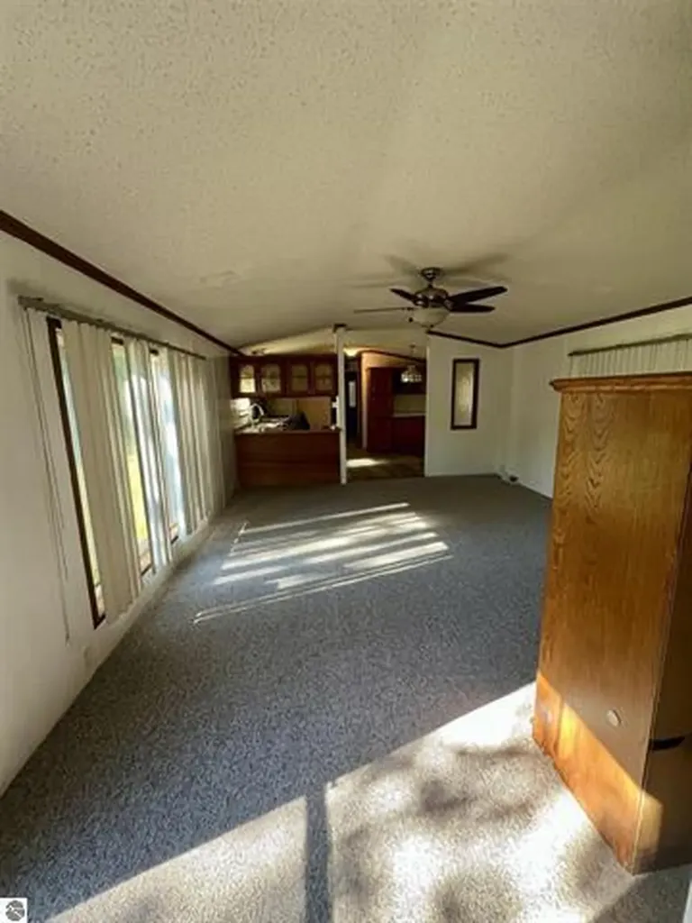 1404 S Taxiway Delta Lake City City MI 49651
