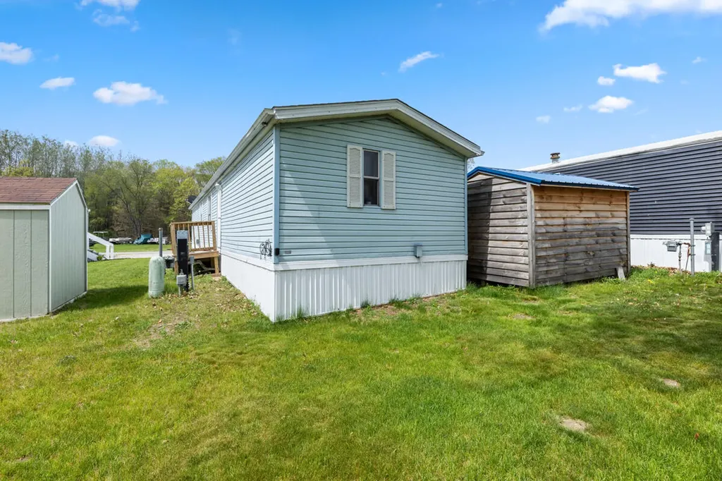 10845 Percy Lane Morton Township MI 49332