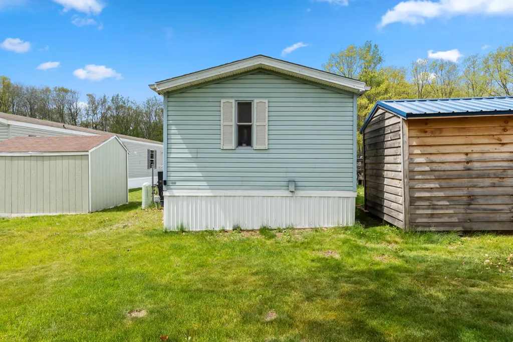 10845 Percy Lane Morton Township MI 49332