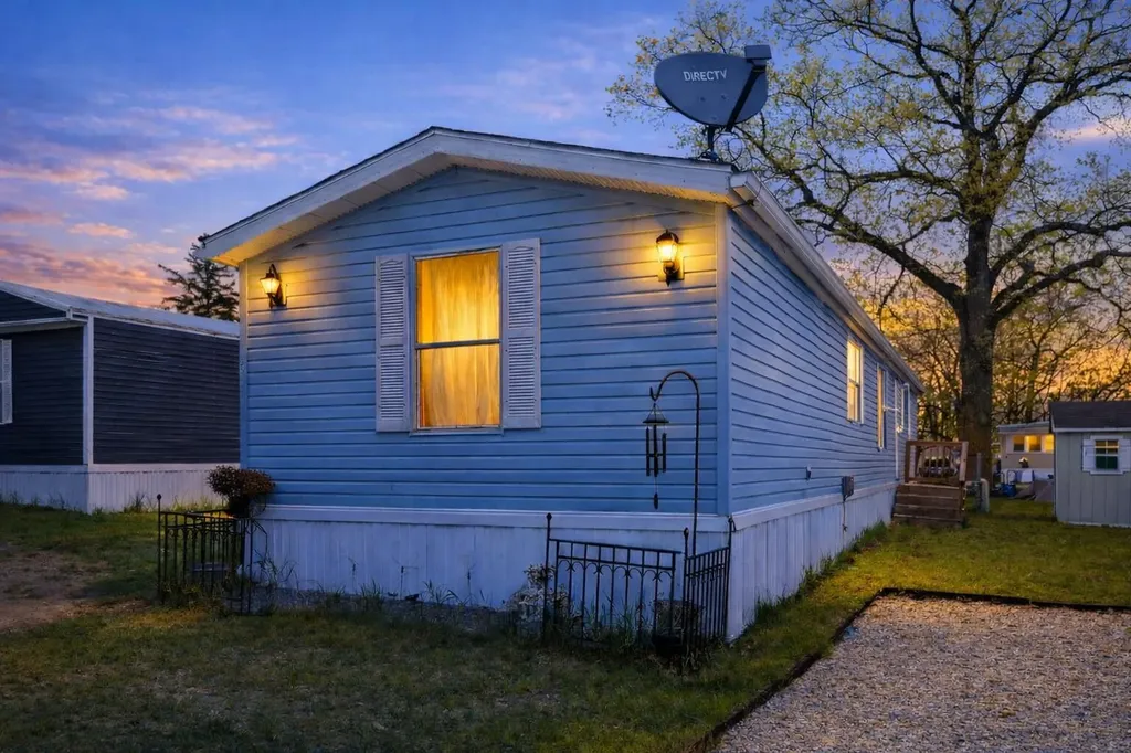 10845 Percy Lane Morton Township MI 49332