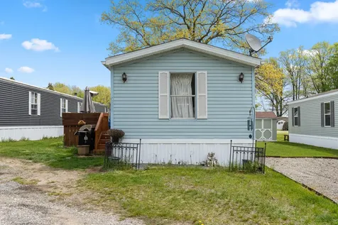 10845 Percy Lane Morton Township MI 49332