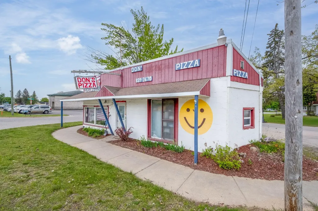 81 N Morey Road Lake City City MI 49651