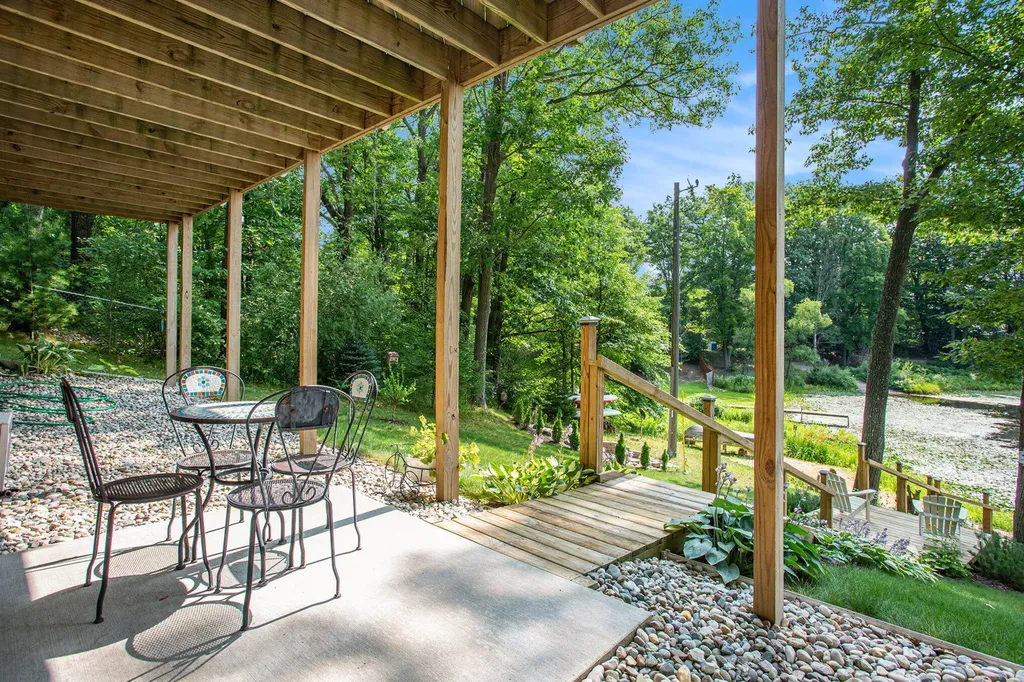 5091 E High Tower Lake Road Newfield Township MI 49421