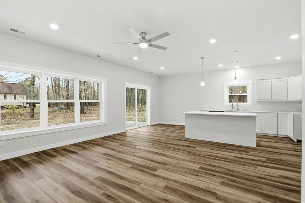 9215 Edgewater Drive Morton Township MI 49346