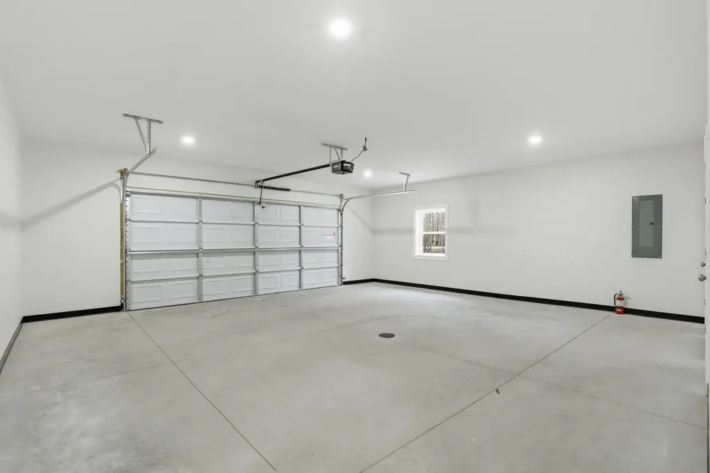 9215 Edgewater Drive Morton Township MI 49346