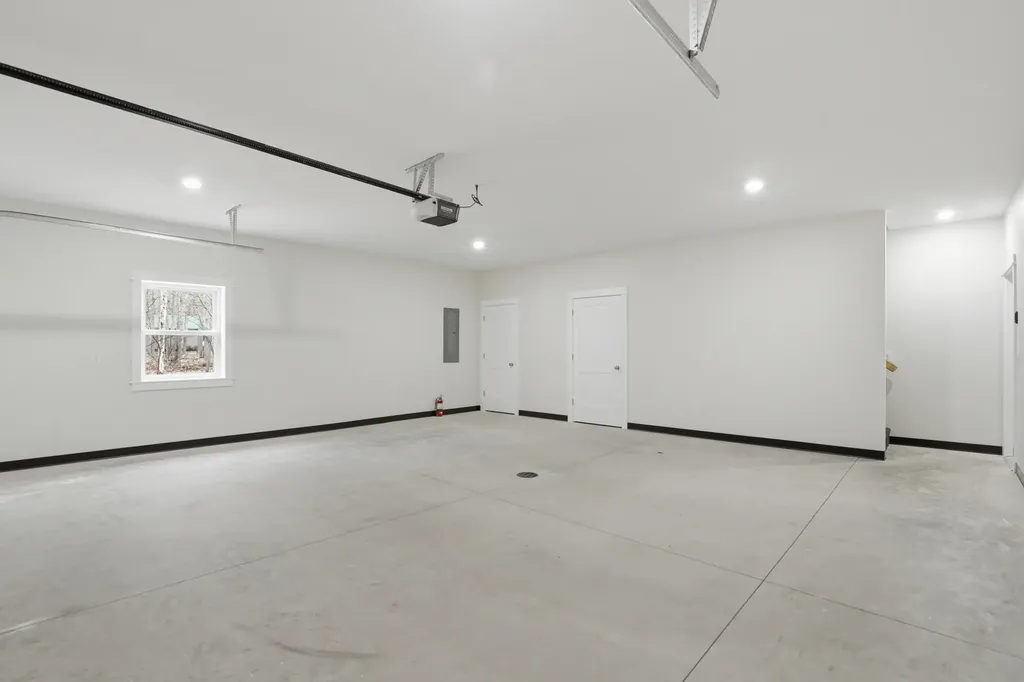 9215 Edgewater Drive Morton Township MI 49346