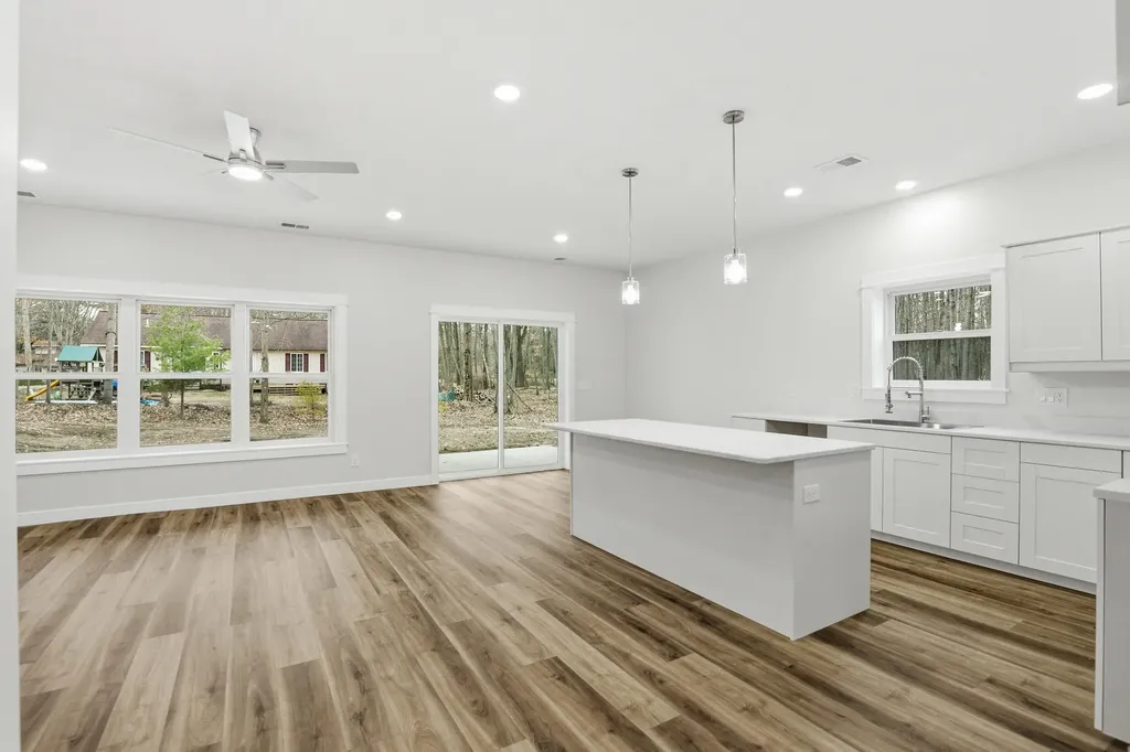 9215 Edgewater Drive Morton Township MI 49346
